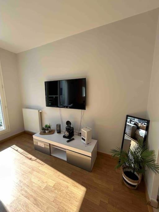 Duplex Lumineux Tout Equipe/Rer D/Balcon/Parking Корбей-Эссон Экстерьер фото